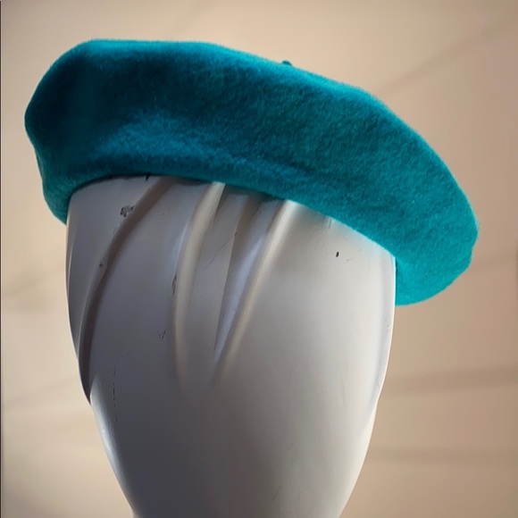 Authentic Parisian Wool Tam - Teal or Fuscia - Picture 6 of 9